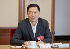 并入选“全国高校黄大年式教师团队”建立 