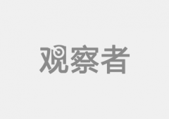 左边是一群举着的 